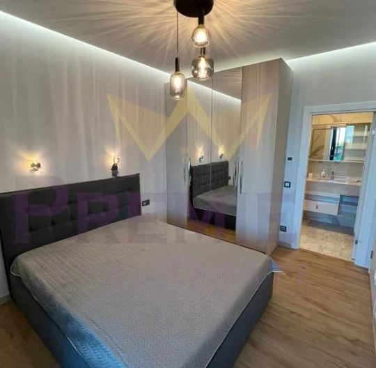 Луксозно обзаведен тристаен апартамент в кв. Кръстова вада -  - снимка 5 - Имоти Премиер