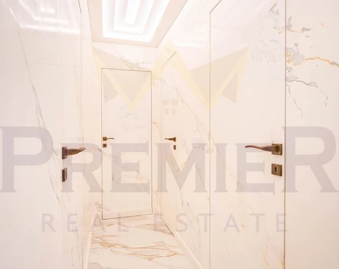 Луксозно обзаведен тристаен апартемент в гр.Варна - - снимка 10 - Имоти Премиер