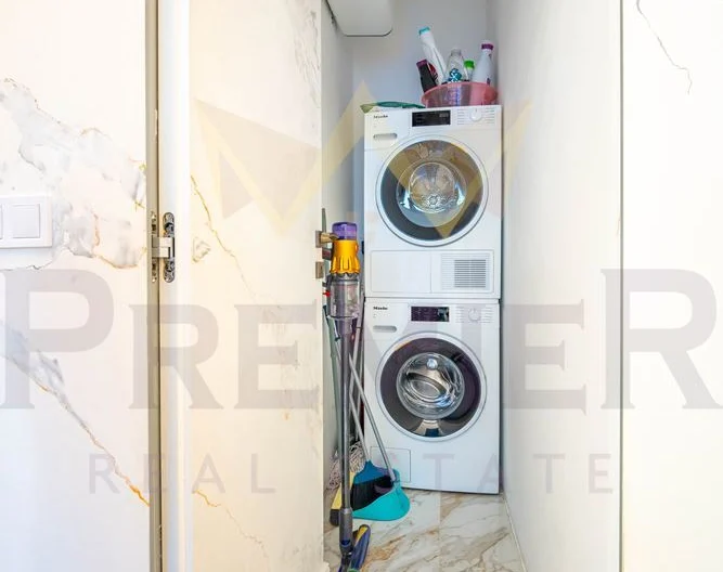 Луксозно обзаведен тристаен апартемент в гр.Варна - - снимка 12 - Имоти Премиер