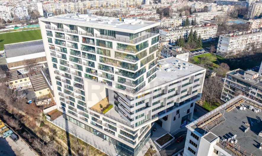 Луксозно обзаведен тристаен апартемент в гр.Варна - - снимка 26 - Имоти Премиер