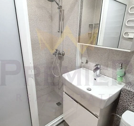 ЛУКСОЗНО ОБЗАВЕДЕН ТРИСТЕН АПАРТАМЕНТ В РАЙОНА НА НЕПТУН -  - снимка 12 - Имоти Премиер