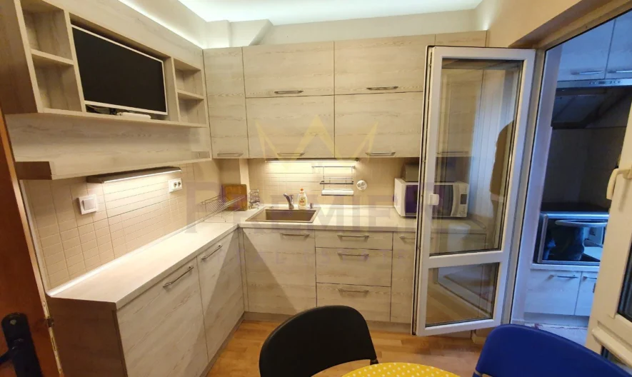 LUXURIOUSLY FURNISHED THREE-ROOM APARTMENT IN THE NEPTUNE AREA -  - snimka 3 - Imoti Premier