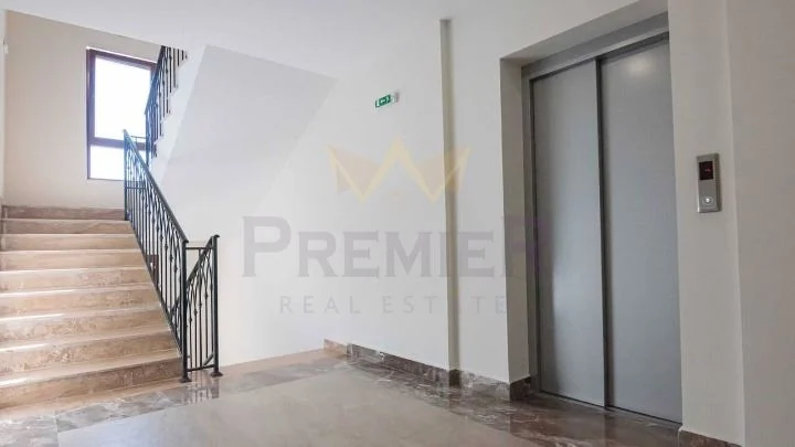Luxuriously furnished two-room apartment with impressive sea views -  - snimka 16 - Imoti Premier