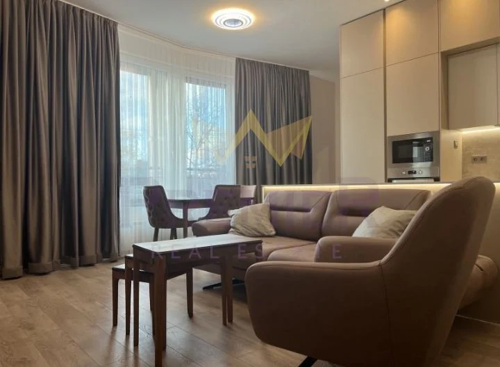Luxuriös möblierte 2-Zimmer-Wohnung im Viertel Iwan Wasow -  - snimka 3 - Imoti Premier