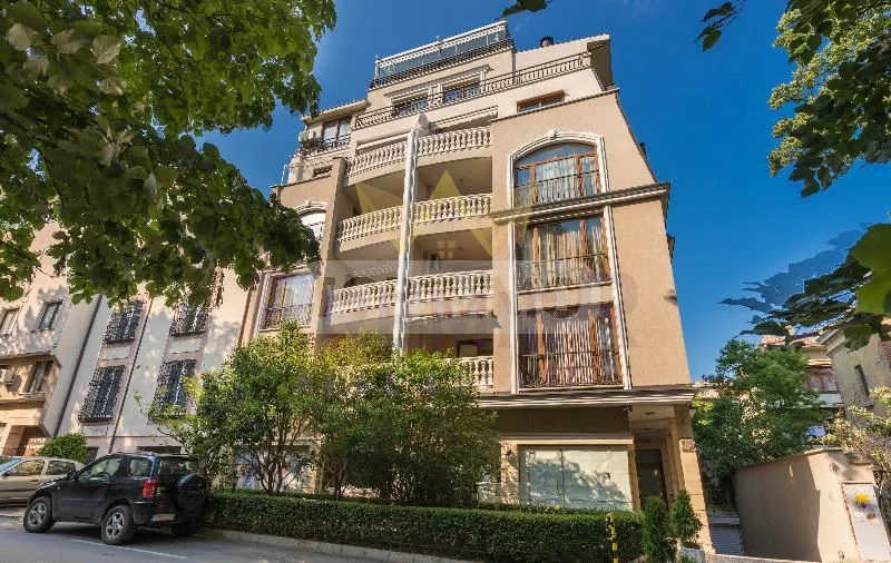 LUXURIÖSE DREI-ZIMMER-WOHNUNG SEWASTOPOL -  - snimka 15 - Imoti Premier
