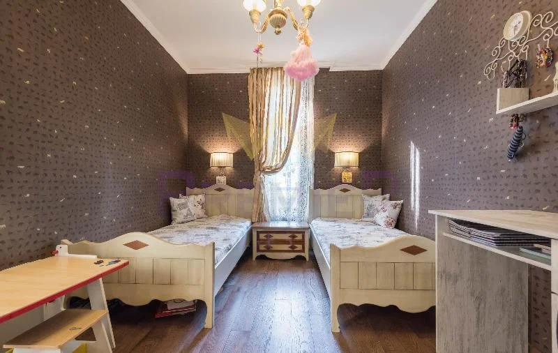 LUXURY THREE-ROOM APARTMENT, SEVASTOPOL -  - snimka 3 - Imoti Premier