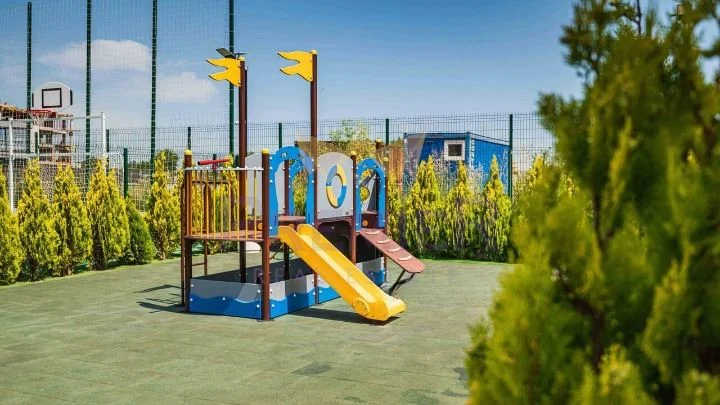 Luxus kétszobás lakás tengerre néző kilátással zárt lakóparkban – Szarafovó -  - snimka 9 - Imoti Premier