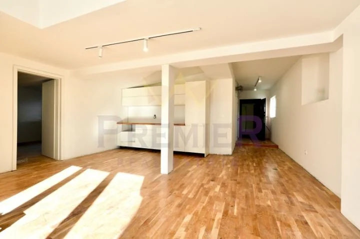 Luxusosan berendezett háromszobás lakás az Ideal Center negyedben -  - snimka 3 - Imoti Premier