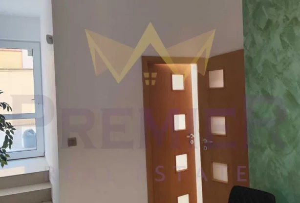 Агенция за недвижими имоти - Имоти Премиер - имот - 1104991, Цена: 190000 EUR