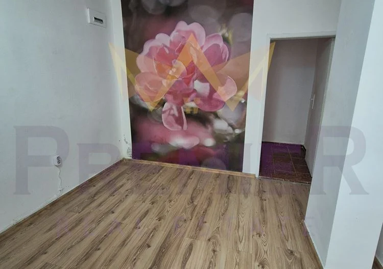 Магазин на 2 нива в център, морска градина -  - снимка 1 - Имоти Премиер