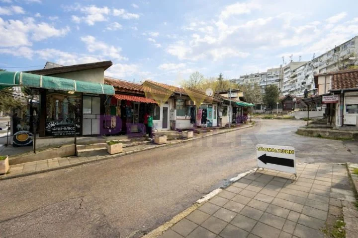 магазин с изключителна локация на самия пазар в кв. Владиславово, гр. Варна -  - снимка 3 - Имоти Премиер