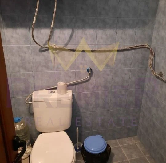 Магазин Цветен квартал -  - снимка 5 - Имоти Премиер