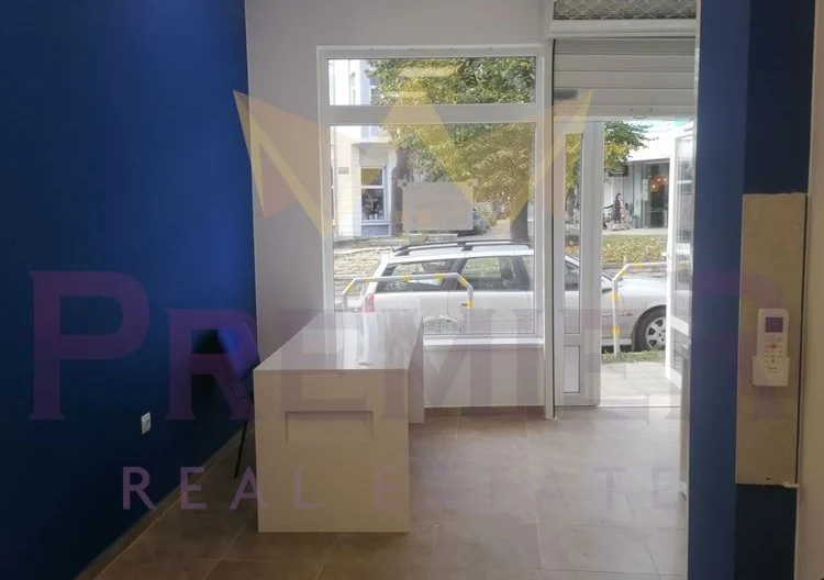 Магазин в Идеален център на гр. Варна / Адвокатската градинка - - снимка 3 - Имоти Премиер