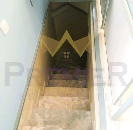 Магазин в кв. Левски -  - снимка 10 - Имоти Премиер