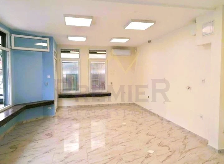 Магазин в кв. Левски -  - снимка 3 - Имоти Премиер