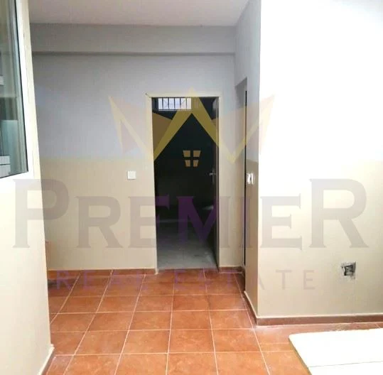 Магазин в кв. Левски -  - снимка 6 - Имоти Премиер