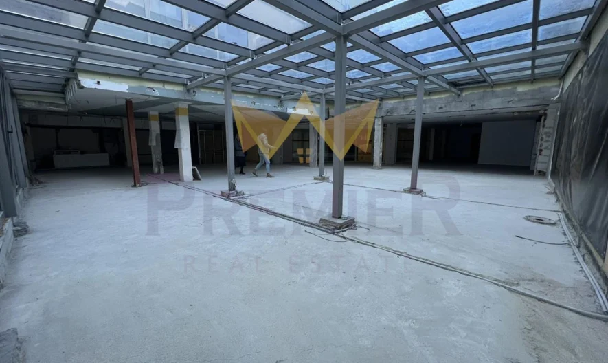 Магазини в Търговски комплекс / Идеален център - - снимка 5 - Имоти Премиер