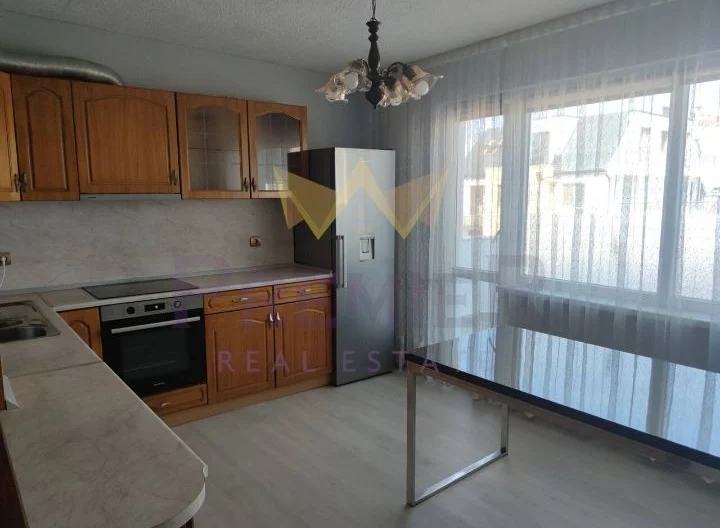 MAISONETTE – 210 QM – VIER SCHLAFZIMMER – MÖBLIERT UND AUSGESTATTET -  - snimka 5 - Imoti Premier