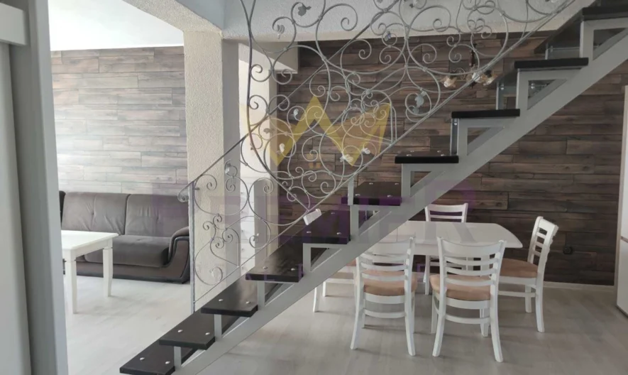MAISONETTE – 210 SQ.M – FOUR BEDROOMS – FURNISHED AND EQUIPPED - - snimka 1 - Imoti Premier