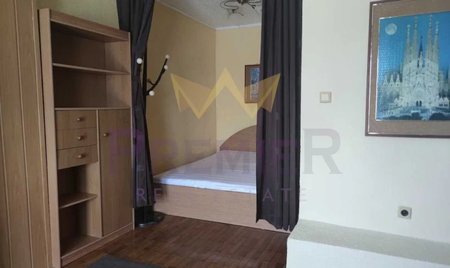 MAISONETTE – 210 SQ.M – FOUR BEDROOMS – FURNISHED AND EQUIPPED - - snimka 15 - Imoti Premier