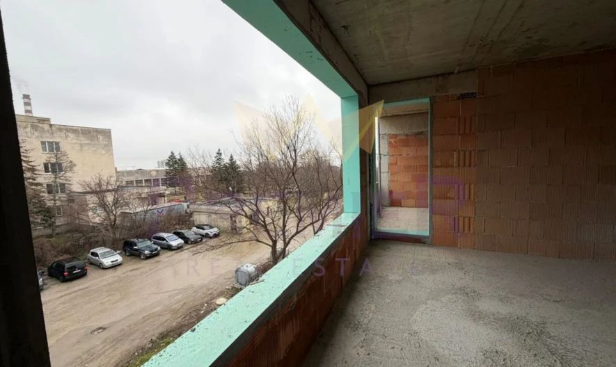 Маломерен Тристаен апартамент - - снимка 3 - Имоти Премиер