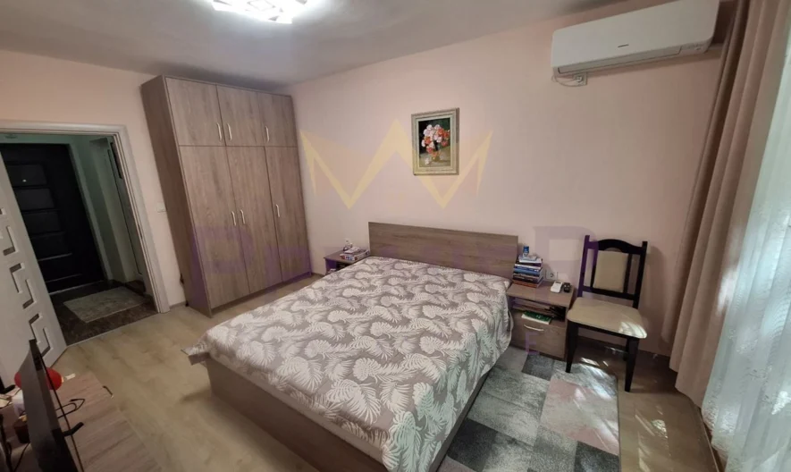 Маломерен Тристаен в Лазур , страхотен за семейство ! - - снимка 7 - Имоти Премиер