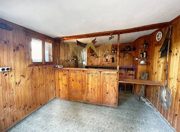 МАСИВНА КЪЩА В ГР.СРЕДЕЦ -  - снимка 10 - Имоти Премиер