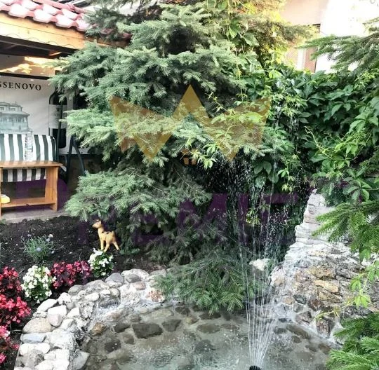 МАСИВНА КЪЩА В ГР.СРЕДЕЦ -  - снимка 14 - Имоти Премиер