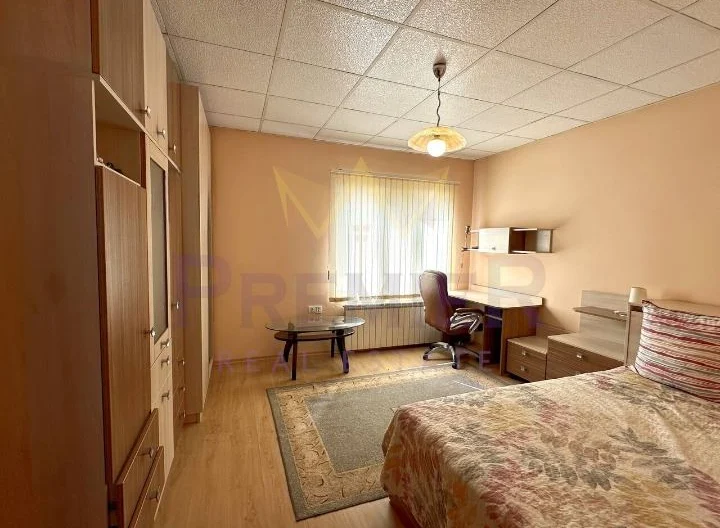 МАСИВНА КЪЩА В ГР.СРЕДЕЦ -  - снимка 4 - Имоти Премиер