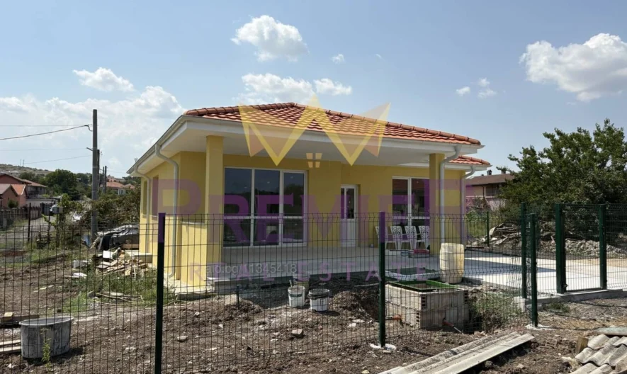 Massivhaus im Dorf Tscherni Wrach -  - snimka 2 - Imoti Premier