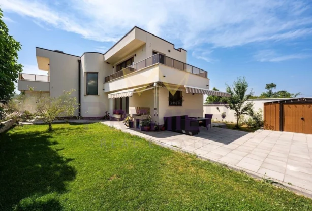 Агентство недвижимости - Имоти Премиер - имот - 1205213, Цена: 450000 EUR