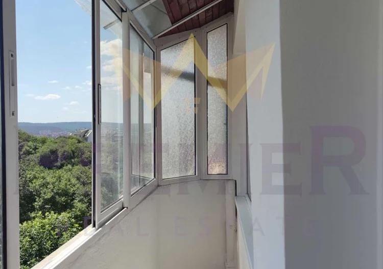 МЕЗОНЕТ – 210 КВ.М – ЧЕТИРИ СПАЛНИ – ОБЗАВЕДЕН И ОБОРУДВАН -  - снимка 7 - Имоти Премиер