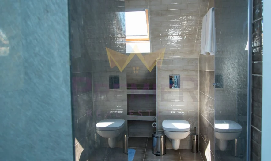 МЕЗОНЕТ С МОРСКА ПАНОРАМА ОТ ВСИЧКИ СТАИ 3 СПАЛНИ И 2 ПАРКОМЕСТА - - снимка 21 - Имоти Премиер