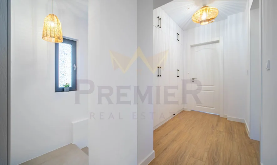 МЕЗОНЕТ СЪС СОБСТВЕН ДВОР, кв. Галата, гр. Варна -  - снимка 12 - Имоти Премиер