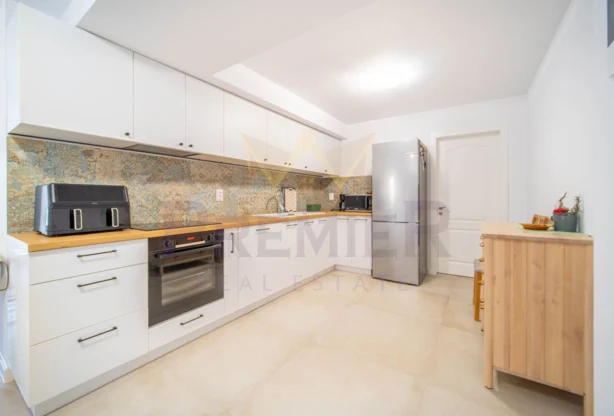 Агенция за недвижими имоти - Имоти Премиер - имот - 1164667, Цена: 240000 EUR