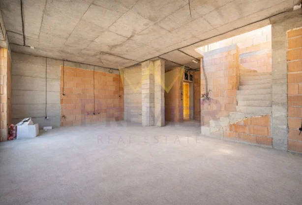 Обява за имот 1175443, Площ: 159 м<sup>2</sup>, Цена: 440000 EUR - Апартаменти Варна Евксиноград