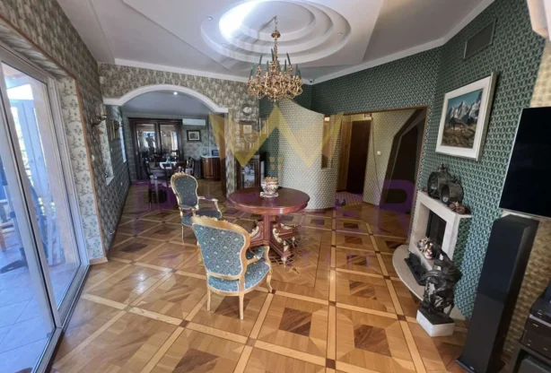 Агенция за недвижими имоти - Имоти Премиер - имот - 998910, Цена: 450000 EUR