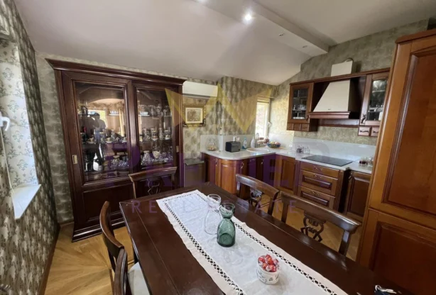 Агенция за недвижими имоти - Имоти Премиер - имот - 998910, Цена: 450000 EUR