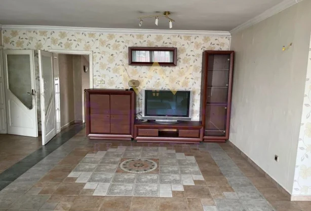 Агенция за недвижими имоти - Имоти Премиер - имот - 1155109, Цена: 400000 EUR