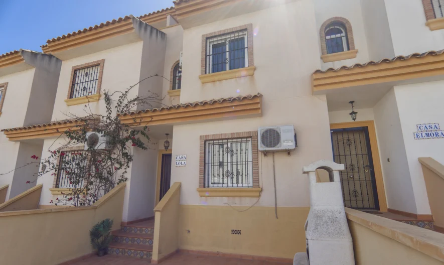 Maisonette v Oriuela Kosta, Alikante (3 bedrooms, 2 bathrooms) -  - snimka 1 - Imoti Premier