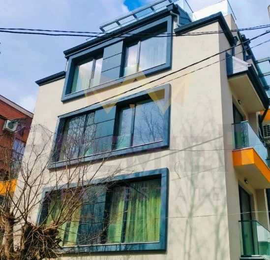 Мезонет в Сърцето на Левски 1, Варна -  - снимка 1 - Имоти Премиер