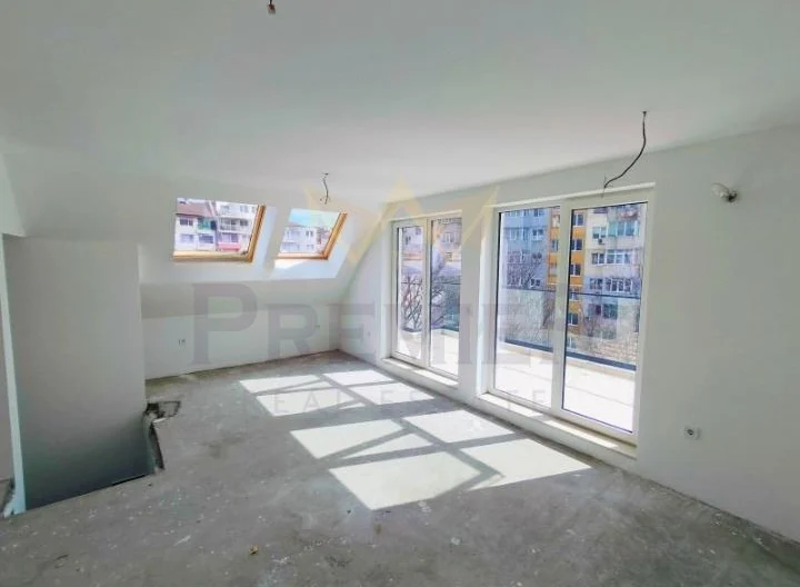 Мезонет в Сърцето на Левски 1, Варна -  - снимка 11 - Имоти Премиер