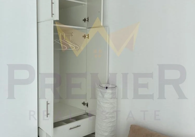 МНОГО СВЕТЛО И УЮТНО СТУДИО С ПАРКОМЯСТО ЗАТВОРЕН КОМПЛЕКС -  - снимка 5 - Имоти Премиер