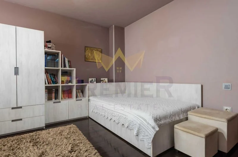 Многофамилна къща тип кооперация на шест нива Варна център -  - снимка 21 - Имоти Премиер