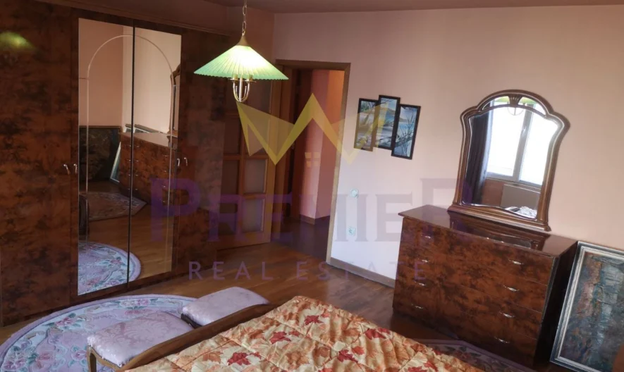 Многофамилна къща тип кооперация на шест нива Варна център -  - снимка 23 - Имоти Премиер