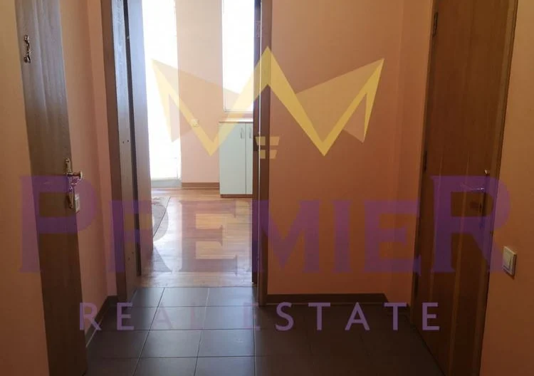 Многофамилна къща тип кооперация на шест нива Варна център -  - снимка 25 - Имоти Премиер