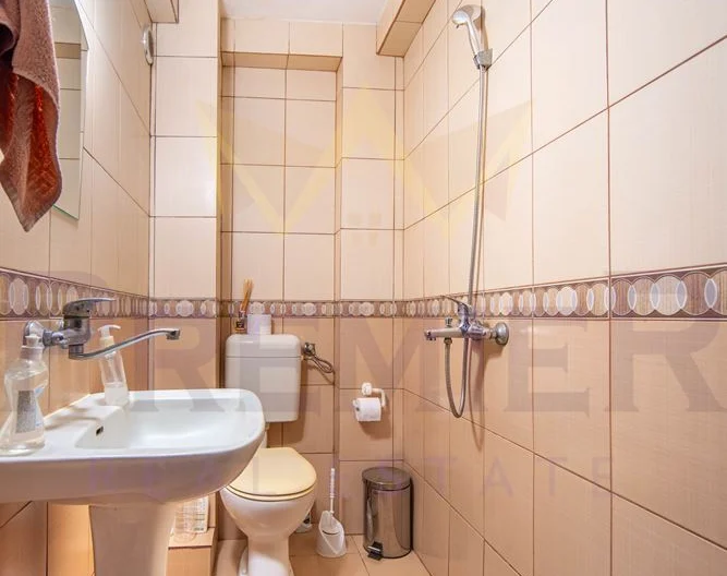 Многофункционална Къща за почивка с кокетна градина край морето -  - снимка 11 - Имоти Премиер