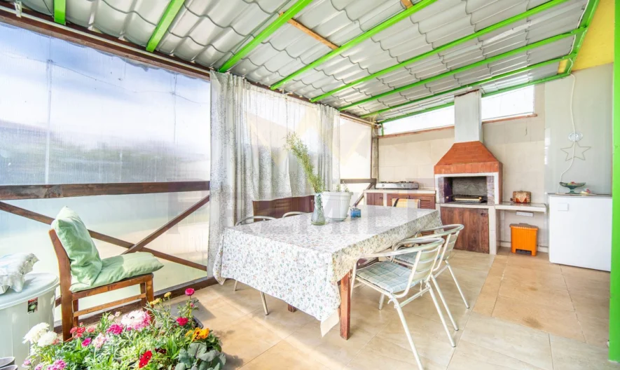 Многофункционална Къща за почивка с кокетна градина край морето - - снимка 5 - Имоти Премиер