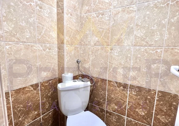 МНОГОСТАЕН АПАРТАМЕНТ АСПАРУХОВО -  - снимка 17 - Имоти Премиер