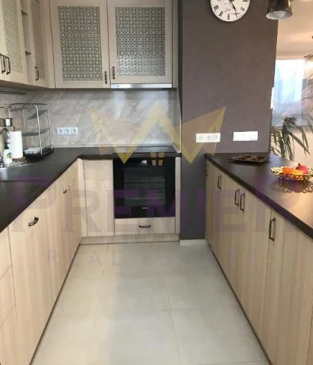 МНОГОСТАЕН АПАРТАМЕНТ, ЛЕВСКИ - - снимка 2 - Имоти Премиер